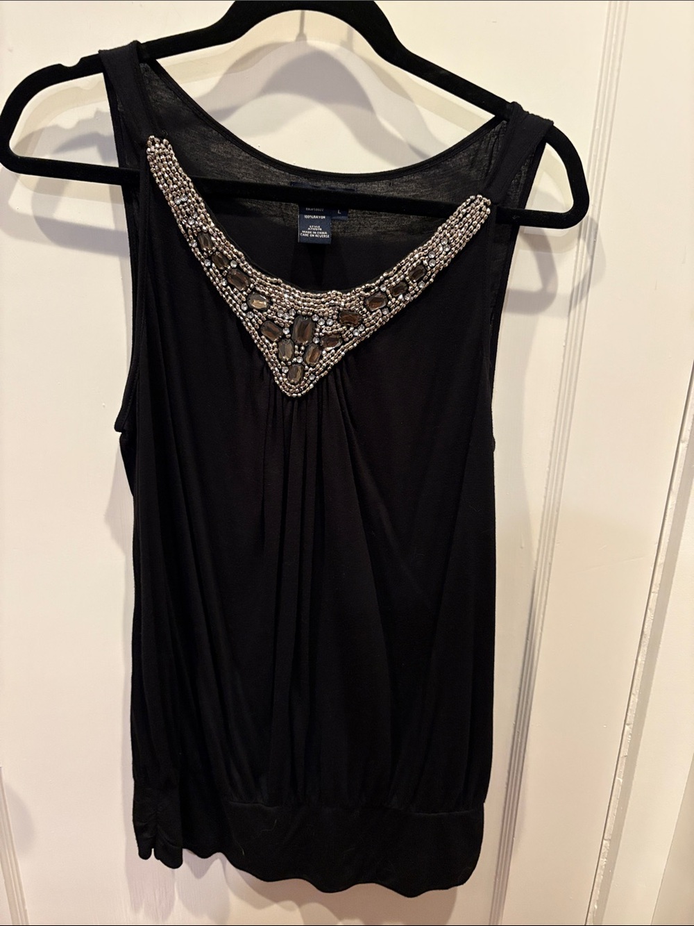 Max Edition Black Sleeveless Tank with Embellished V-Neck Beaded BN507